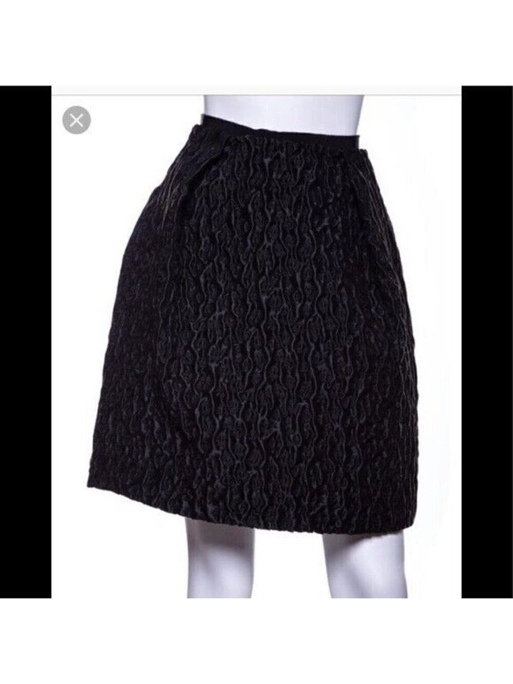 Carven BNWOT black textured Skirt sz 34 (US small) pleated & pockets